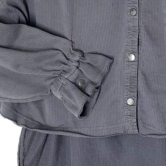 FREE PEOPLE MOVEMENT Gray Ribbed Corduroy Oversized XS Hi-Lo Shirt - Picture 4 of 10